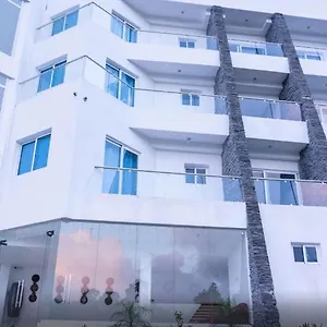 Hotel By Habita